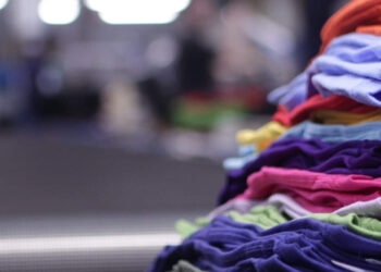 The Benefits of Choosing Eco-Friendly Custom T-Shirt Manufacturers