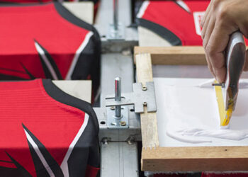 The Ultimate Guide to 6 Types of Shirt Printing Techniques