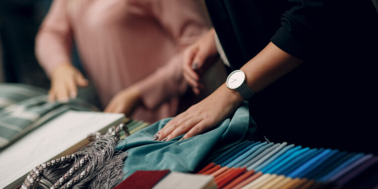 How to Choose Fabric for Custom Clothing Manufacturing | Steve Apparel